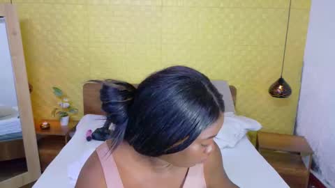 bigroundbooty_ online show from February 28, 2026, 12:39 pm