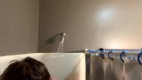 bigskinnyboyshh online show from January 6, 2025, 5:30 am