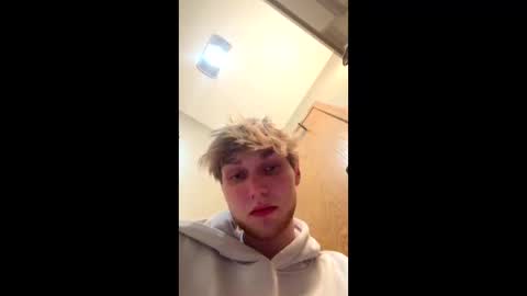 bigskinnyboyshh online show from January 9, 2025, 7:42 am