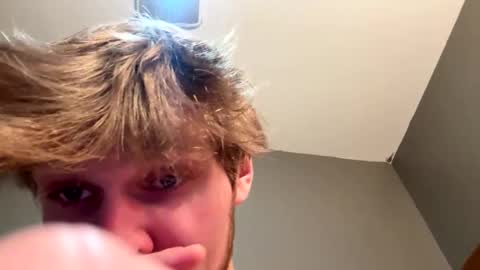 bigskinnyboyshh online show from January 21, 2025, 6:45 pm