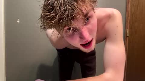 bigskinnyboyshh online show from January 28, 2025, 1:16 pm