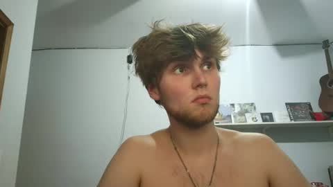 bigskinnyboyshh online show from March 10, 2026, 12:04 am