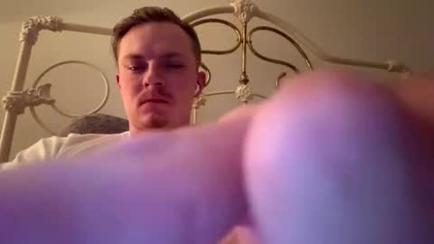 bigspoon610 online show from April 1, 2026, 4:35 am