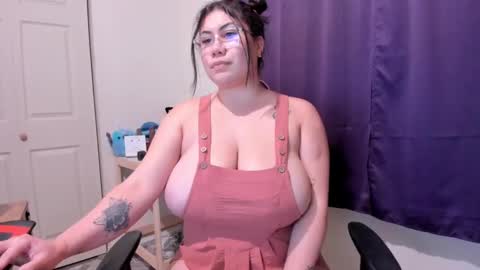  Nubia  online show from January 17, 2025, 8:13 am