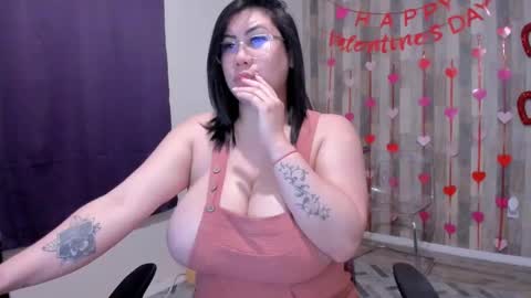  Nubia  online show from February 9, 2025, 2:17 am