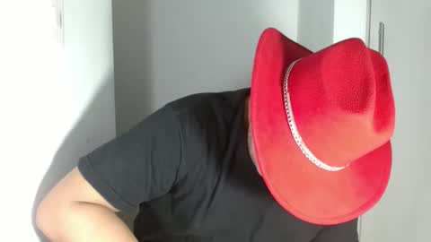Snapshot of bigthick_blackcock chatting on June 5, 2026, 12:06 am MANUEL online show from June 5, 2026, 12:06 am