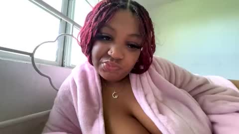 Snapshot of bigtittienyx chatting on February 17, 2026, 8:59 pm bigtittienyx online show from February 17, 2026, 8:59 pm