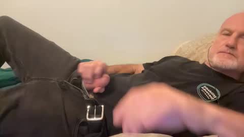 Bigwebone online show from October 17, 2025, 11:51 pm