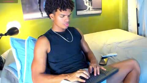 bigxxo online show from March 4, 2025, 3:22 am