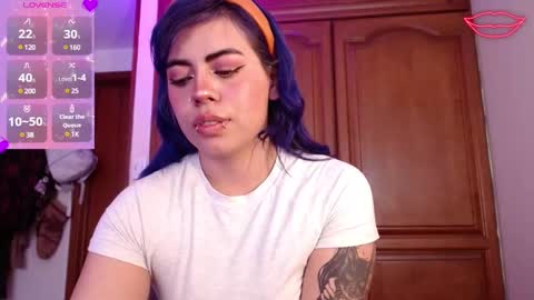 biigbooty_ online show from December 3, 2024, 6:38 pm