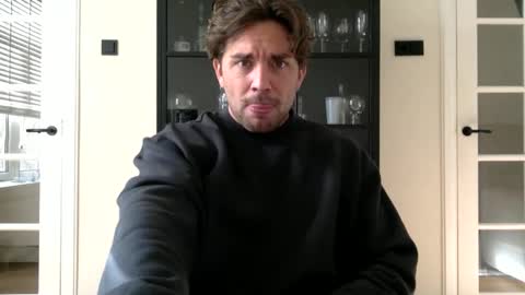 bikdig1 online show from January 3, 2025, 11:25 am