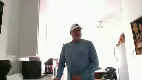 Snapshot of billjames55 chatting on February 12, 2026, 8:26 pm billjames55 online show from February 12, 2026, 8:26 pm