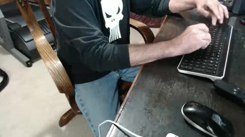 billy471 online show from April 18, 2026, 10:43 pm