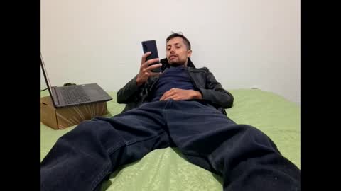 billy_magteo online show from September 14, 2025, 8:08 pm