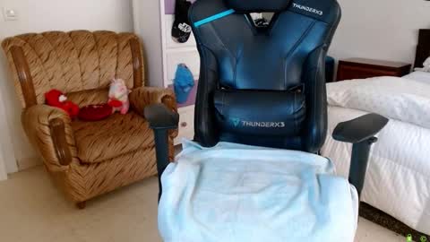 Bill online show from October 30, 2025, 11:22 am