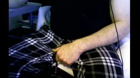 bimale4hotphuk online show from February 3, 2025, 4:52 pm