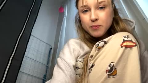bimboiiii online show from March 26, 2026, 5:51 pm