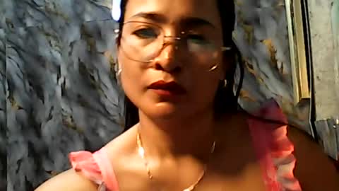 Snapshot of bina241986 chatting on June 14, 2026, 10:06 am bina241986 online show from June 14, 2026, 10:06 am