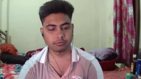 birbikrom104 online show from April 5, 2026, 8:33 am