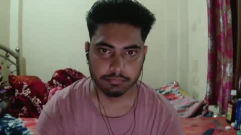 birbikrom104 online show from April 19, 2026, 1:21 pm