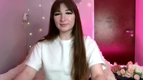 birdie_kiss online show from June 2, 2026, 7:27 pm