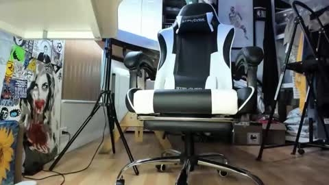 bisexualjay online show from March 30, 2026, 12:17 pm