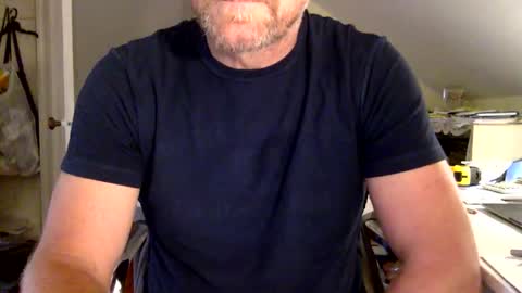 BisonBar online show from September 24, 2025, 4:10 pm