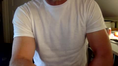 Snapshot of bisonbar chatting on June 22, 2026, 7:00 pm BisonBar online show from June 22, 2026, 7:00 pm
