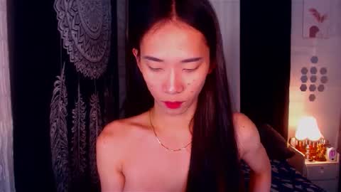 EVA online show from February 19, 2025, 6:32 pm