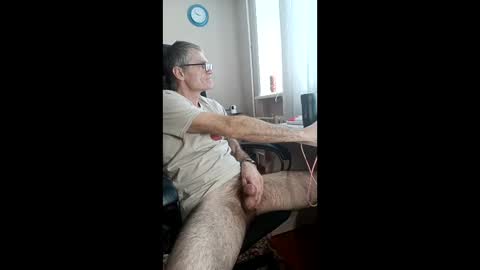 biytwert online show from February 10, 2026, 4:49 am