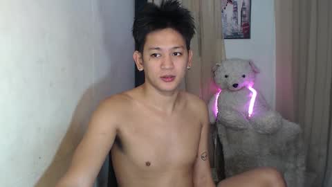 alex online show from December 1, 2025, 8:47 pm