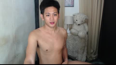 Snapshot of bj_alex31 chatting on April 1, 2026, 4:26 pm alex online show from April 1, 2026, 4:26 pm