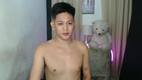 Snapshot of bj_alex31 chatting on April 21, 2026, 2:56 pm alex online show from April 21, 2026, 2:56 pm
