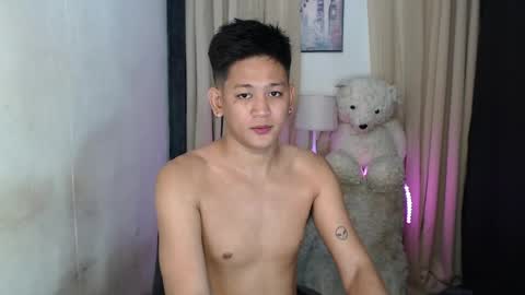 Snapshot of bj_alex31 chatting on April 22, 2026, 6:31 pm alex online show from April 22, 2026, 6:31 pm