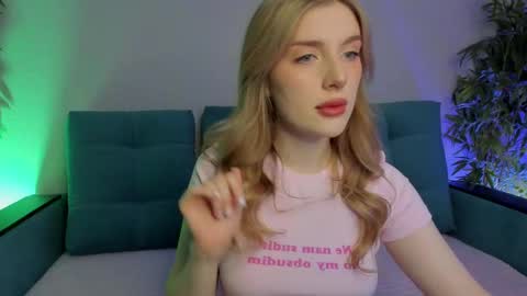 Julia online show from February 14, 2025, 8:31 am