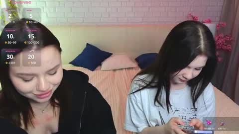 Julia online show from March 8, 2025, 11:48 am