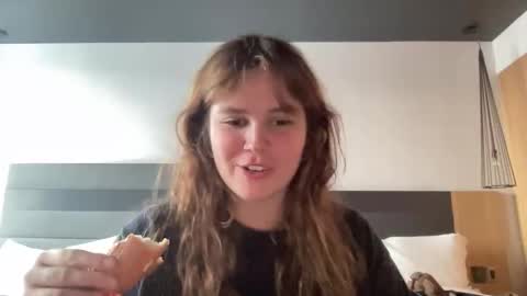 bkws985 online show from March 15, 2026, 8:48 pm