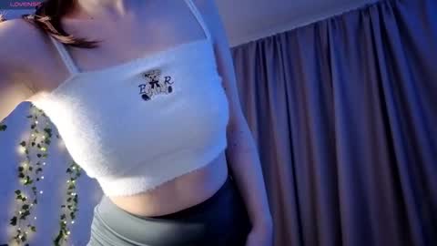 Kitty online show from November 30, 2025, 12:20 pm