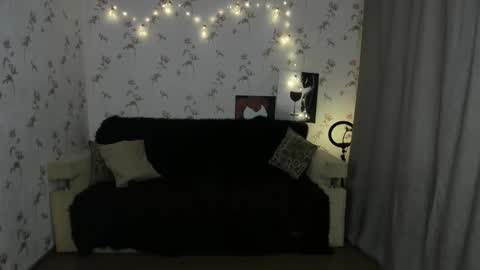 black_berry_bla_ck online show from September 12, 2025, 11:54 am