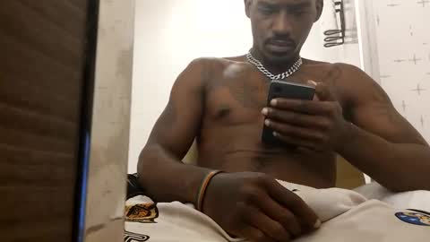 black_mamba2969 online show from September 29, 2025, 2:16 am