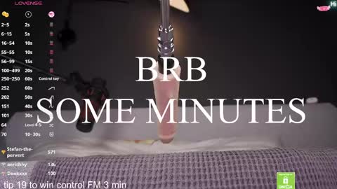 black_n_wh1te online show from April 21, 2026, 2:51 am