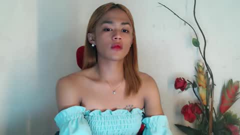 Nympha online show from April 21, 2026, 2:51 am