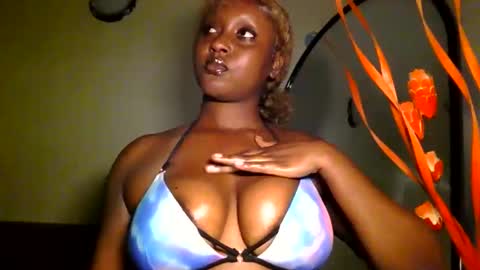 Snapshot of black_paanther chatting on May 28, 2026, 11:40 am black_paanther online show from May 28, 2026, 11:40 am