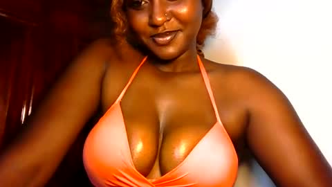 Snapshot of black_paanther chatting on June 4, 2026, 8:20 am black_paanther online show from June 4, 2026, 8:20 am