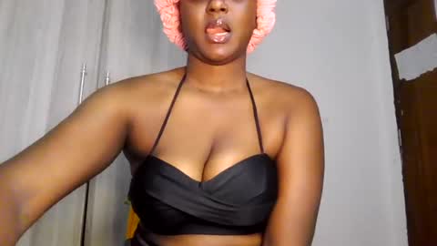 Snapshot of black_paanther chatting on June 28, 2026, 9:04 am black_paanther online show from June 28, 2026, 9:04 am