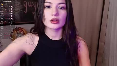 Mon Mon online show from December 18, 2024, 2:42 am