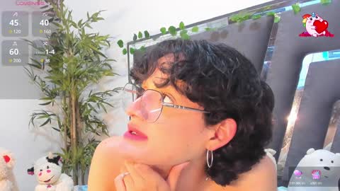 B L A C K  R O S E  online show from January 29, 2025, 2:53 pm