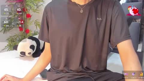 B L A C K  R O S E  online show from February 23, 2025, 11:33 am