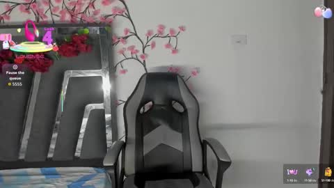 B L A C K  R O S E  online show from October 13, 2025, 11:32 am