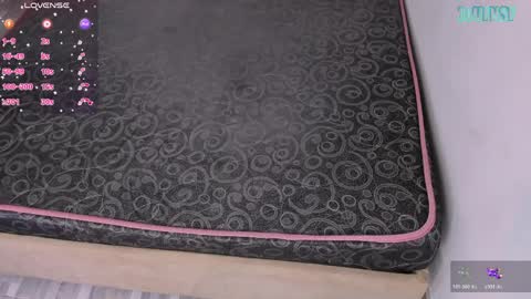 B L A C K  R O S E  online show from April 7, 2026, 11:32 am